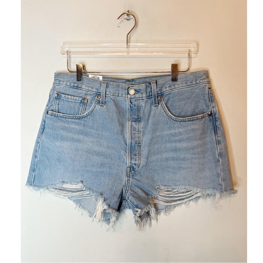 Levi’s - Women’s High Rise 501 Original Shorts - Picture 2 of 6